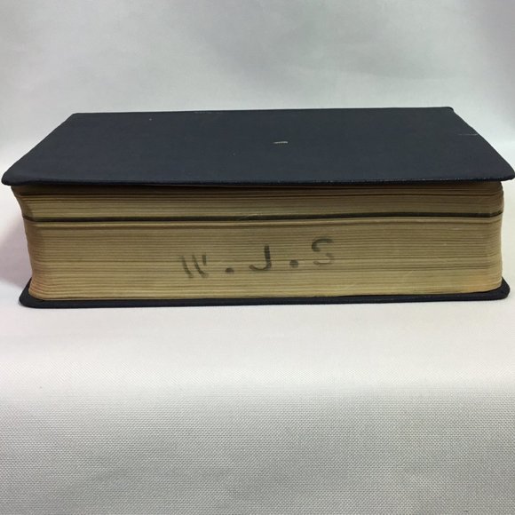 THE BLUEJACKETS' MANUAL 1943 Eleventh Edition - Picture 3 of 15